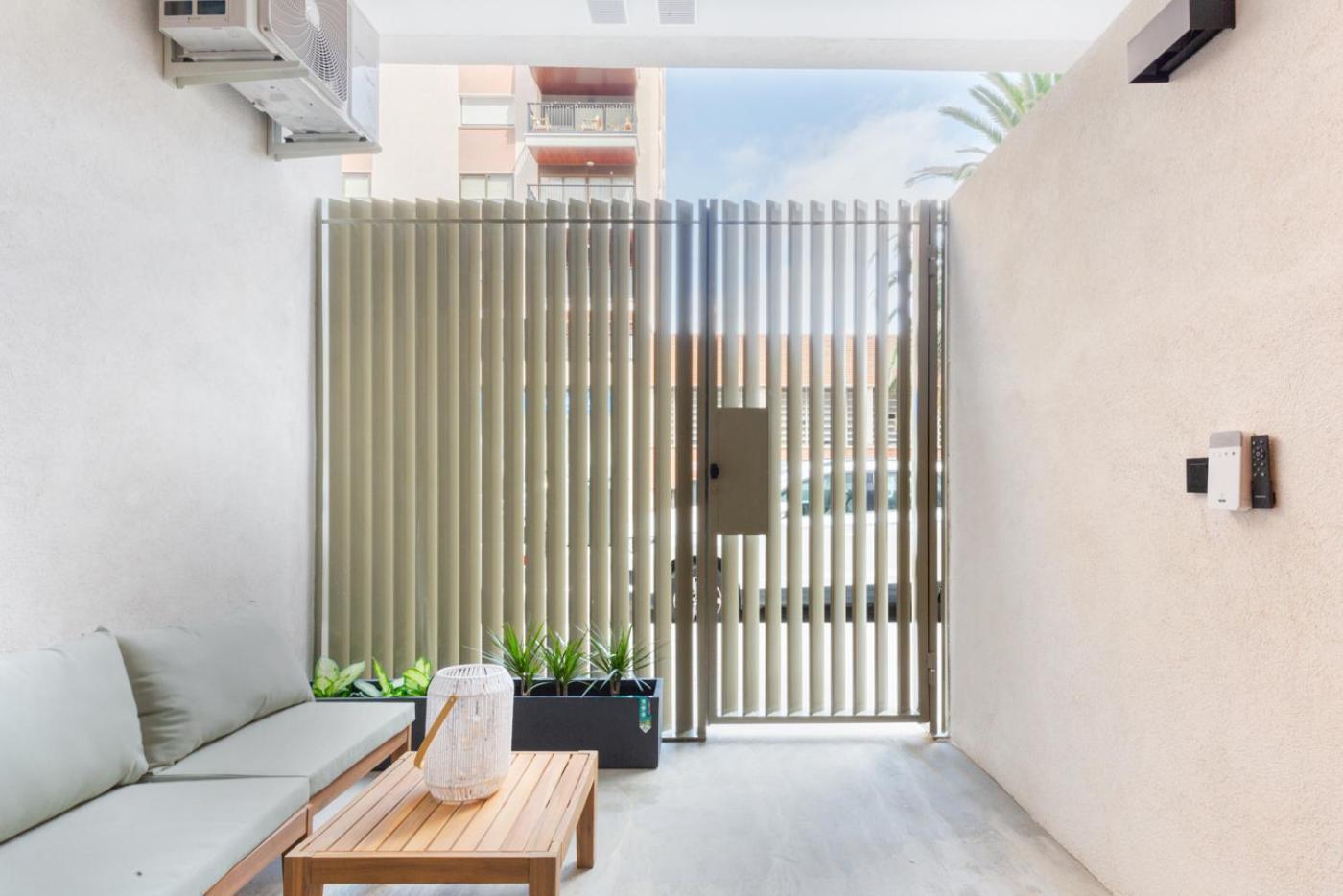 Mestalla Flats By Nomad Host Valencia Exterior photo