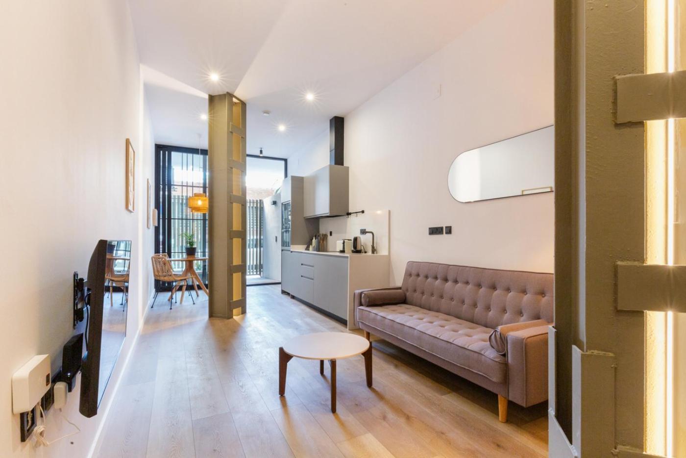 Mestalla Flats By Nomad Host Valencia Exterior photo