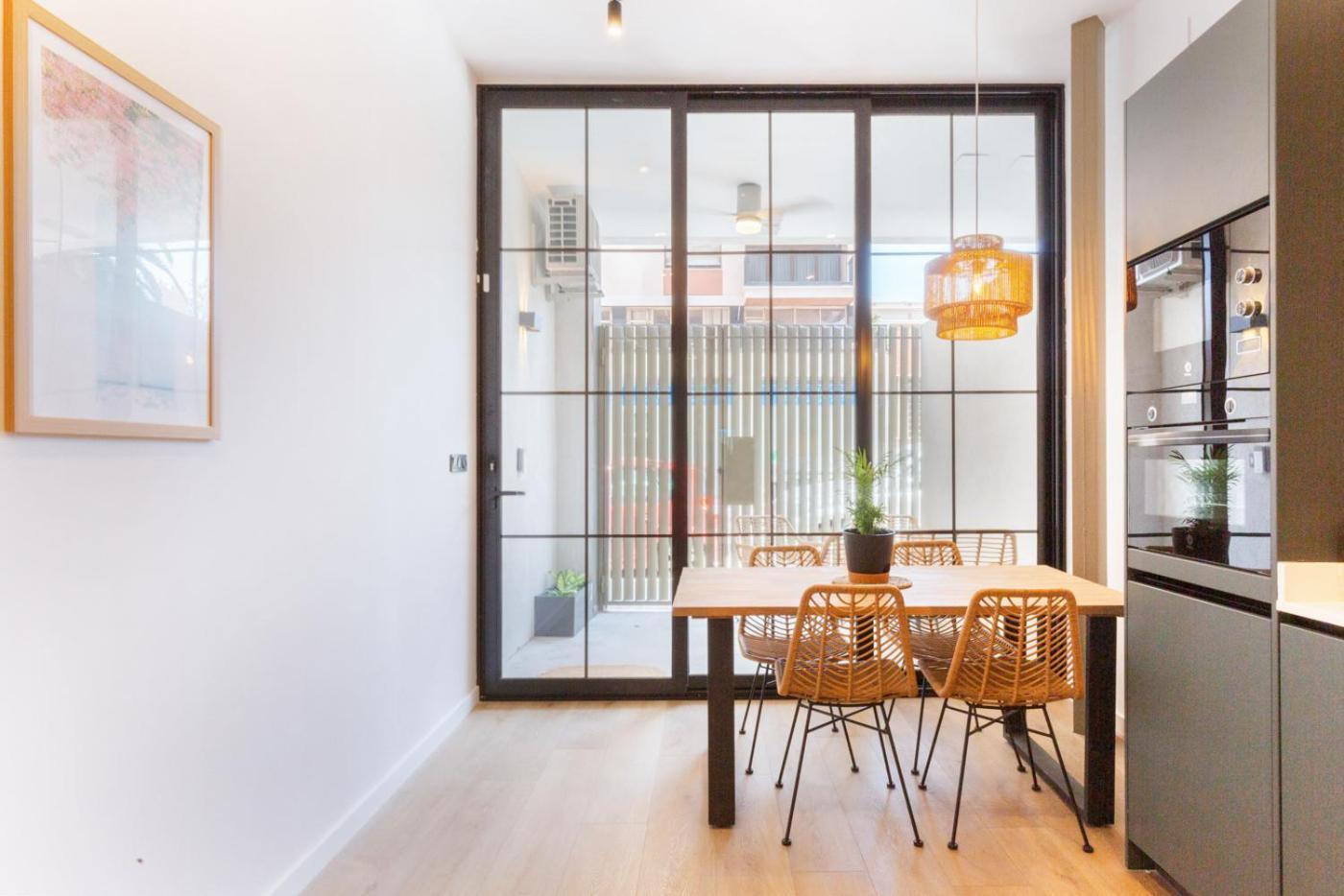 Mestalla Flats By Nomad Host Valencia Exterior photo